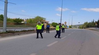 Trafik ekiplerinden ‘yaya önceliği denetimi