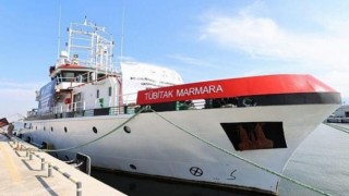 TÜBİTAK MAM Gemisi, deprem araştırmaları için Kuşadası Körfezinde