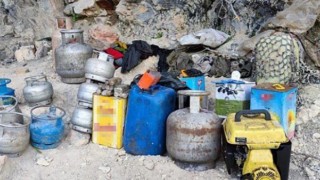 Tuncelide 2 sığınak içerisinde çok sayıda yaşam malzemesi ele geçirildi