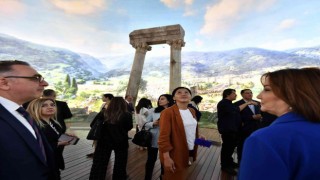Türk Devletleri Ombusdmanları, Fetih Müzesine hayran kaldı