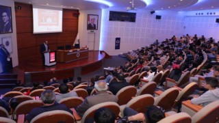 Türkiyenin iç ve dış siyaseti Aziziyede konuşuldu