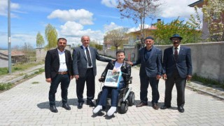 Tuşba Belediyesinden engellilere akülü tekerlekli sandalye