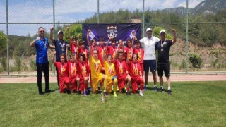 U11 Futbol Şampiyonası: Kayserispor şampiyon oldu