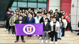 Uğur Okulları 19 Mayıs coşkusunu Samsunda yaşadı