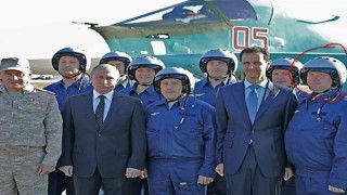 Ukrayna'da düşürülen Rus uçağının enkazı görüntülendi