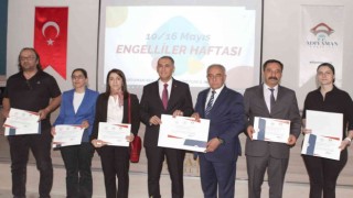 Üniversite bünyesindeki 9 binaya erişilebilirlik belgesi verildi