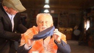 Ünlü tarihçi Baykara, Çamelinde öğrencilik anılarını tazeledi