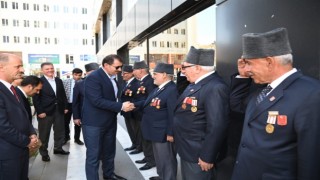 Vali Ayhandan şehit ve gazi derneklerine ziyaret