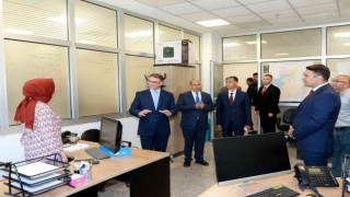 Vali Balcı, Büyükşehir Belediyesindeki mesaisine başladı
