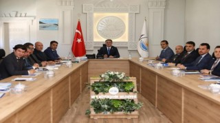 Vali Balcı, büyükşehir belediyesinin yatırımlarıyla ilgili toplantı yaptı