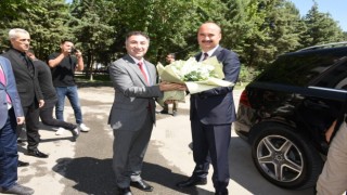 Vali Canalp Rektör Demir ile görüştü