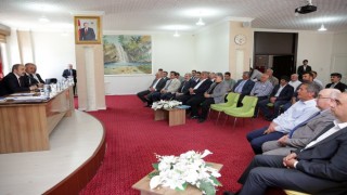 Vali Epcim: “Tüm köyleri asfalta kavuşturma hedefimize yoğunlaştık”