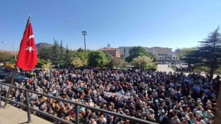 Vali Gökmen Çiçek adeta miting havasında uğurlandı