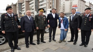 Vali Memişten Jandarma ve Emniyete bayram ziyareti