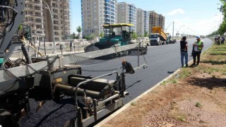 Vali Su, asfalt çalışmalarını yerinde inceledi