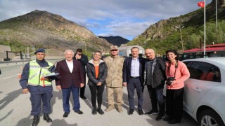 Vali Taşbilek, trafik denetimine katıldı