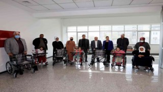 Van Büyükşehir Belediyesinden 7 kişiye tekerlekli sandalye