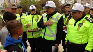 Vanda “Yayalar İçin 5 Adımda Güvenli Trafik” uygulaması yapıldı