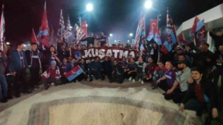 Vandaki Trabzonspor taraftarlarının kutlamaları devam ediyor