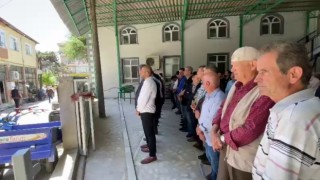 Yangını söndürmek isterken hayatını kaybetmişti son yolculuğuna uğurlandı