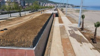 Yapımı tamamlanan plaj projesi açılışa hazır