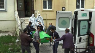 Yaşlı adam evinde ölü olarak bulundu