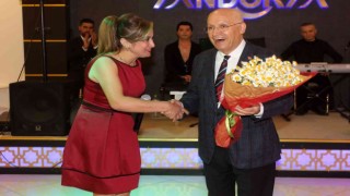 Yenimahalle Belediye Başkanı Yaşar: “Yılın her günü annelerin baş üstünde tutulması gerekir”