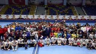 Yenimahallede Gençlik Festivali başladı