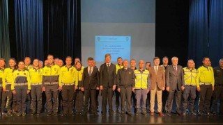 Yılın trafikçileri başarı belgelerini aldı