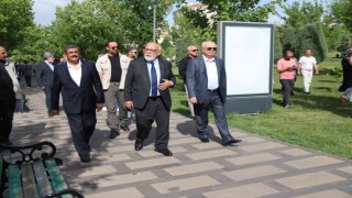 ‘Yoga krizi bitti, gözler belediyenin parklarındaki yasaklara çevrildi