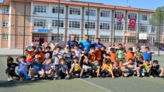 Yunusemrede futbol yetenek taramaları devam ediyor