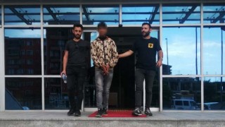 15 yaşındaki hırsızı parmak izleri ele verdi