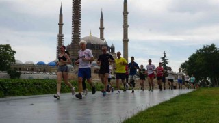 30 Atlet, Mimar Sinanın ustalık eseri Selimiye çevresinde 11 tur attı
