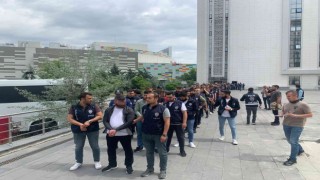 6 ilde uyuşturucu çetelerine Süpürme Operasyonu: 66 gözaltı