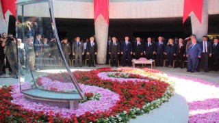 9. Cumhurbaşkanı Demirel mezarı başında anıldı