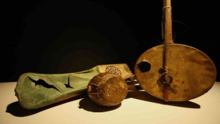 ABDden Nilüfer Müzik Enstrümanları Müzesine değerli bağış