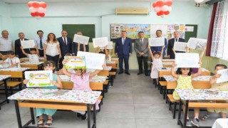 Adanada 514 bin 831 öğrenci karne sevinci yaşadı