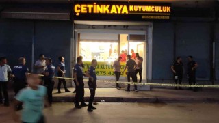 Adanada silahlı kuyumcu soygunu: 1 yaralı