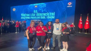 Adanalı öğrencilerden çifte başarı