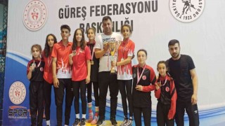 Afyonkarahisar Taşoluk Spor Kulübü güreşte Türkiye şampiyon oldu