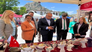 Afyonkarahisarda el sanatları teknoloji sergisi