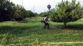 Akdenizde park ve yeşil alanlar yenileniyor