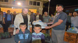Akyurtta arılı kovanlar sahiplerini buldu