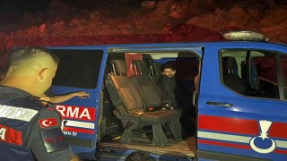 Alanyada ormanı yakan şüpheli suçüstü yakalandı