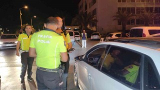 Alanyada trafik denetimlerinde sürücüler cezadan kurtulmak için binbir bahane üretti