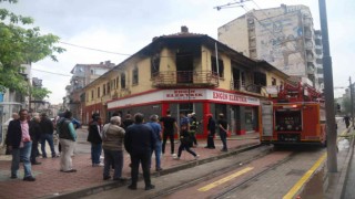 Alevlere teslim olan otel kullanılamaz hale geldi