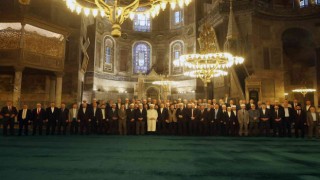 Ali Erbaş, 81 ilin müftüsüne Ayasofya-i Kebir Camii Şerifinde sabah namazı kıldırdı