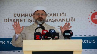 Ali Erbaş: “Fatih ruhlu gençler, nesiller yetiştirmek için emek veriyoruz”