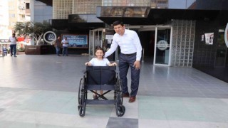 Altı yaşındaki Nursel, Nazilliye örnek oldu