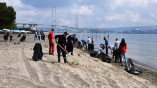 Altınova Hersek Plajında çevre temizliği seferberliği
